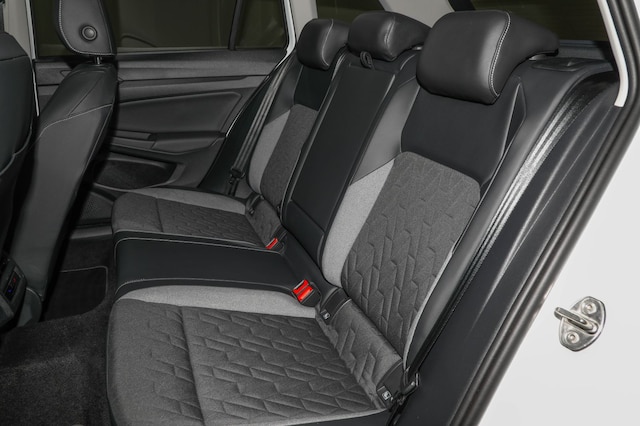 Volkswagen Golf 1.5 TSI Variant