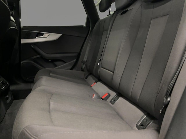 Audi A4 35 TDI Avant S-Tronic