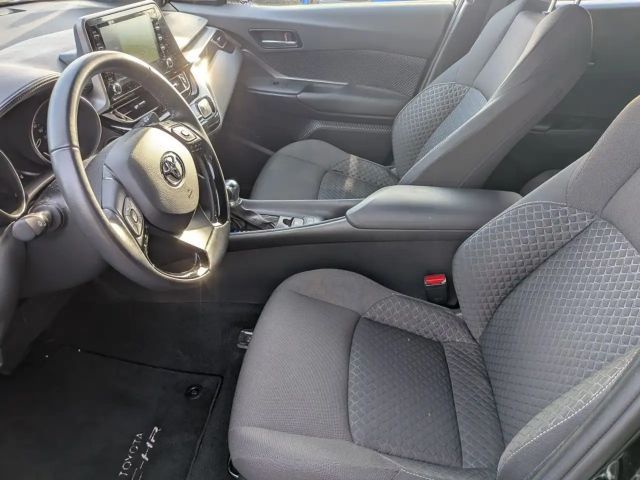 Toyota C-HR Business Hybride