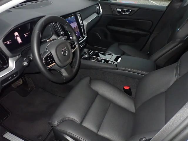 Volvo V60 AWD Dark Plus T6