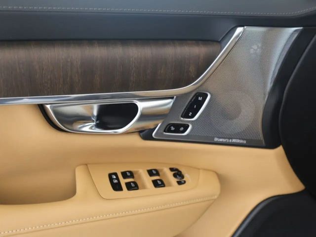 Volvo V90 Bright Recharge T8 Ultra