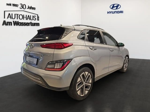 Hyundai Kona 2WD Trend
