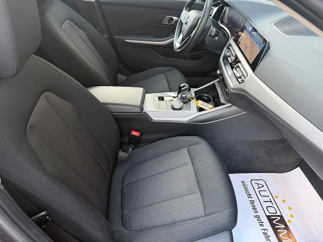 BMW 320 320d Touring xDrive