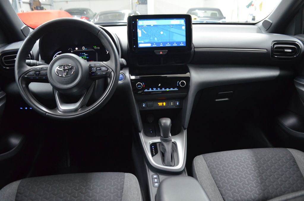 Toyota Yaris Cross 5-deurs Team D