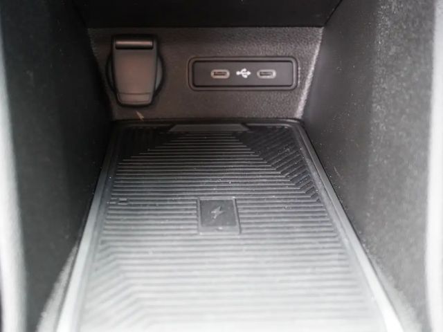 Renault 4 Comfort E-Tech Techno