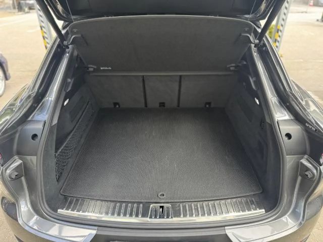 Porsche Cayenne Coupé E-Hybrid