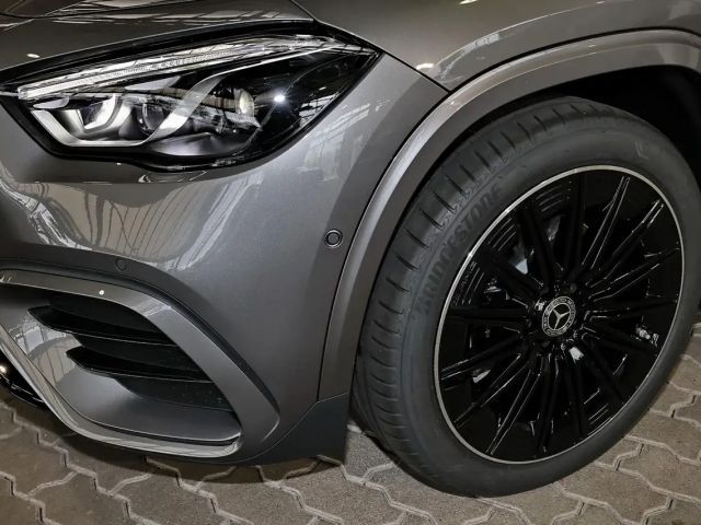 Mercedes-Benz GLA 200 AMG Line