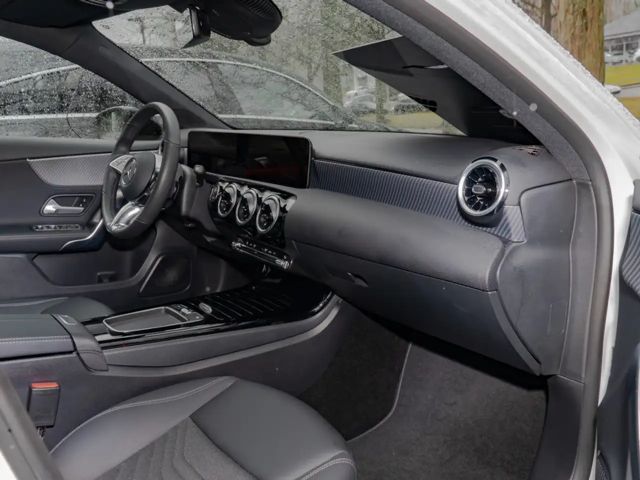 Mercedes-Benz A 180 Progressive