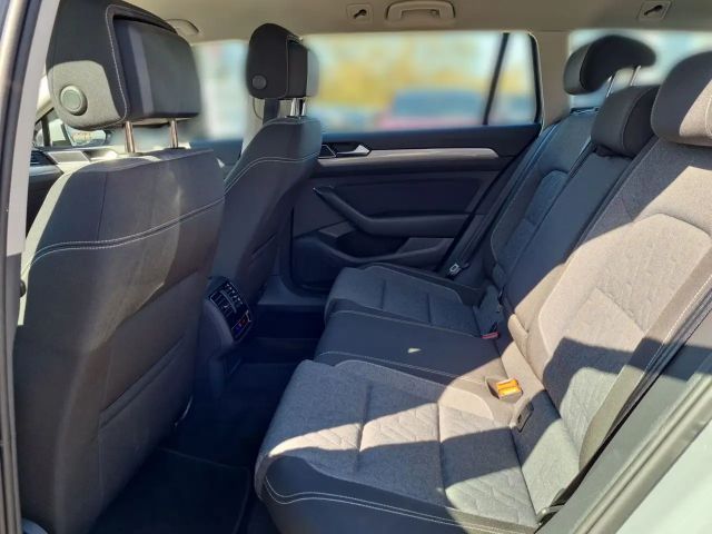 Volkswagen Passat 2.0 TDI Business DSG Variant
