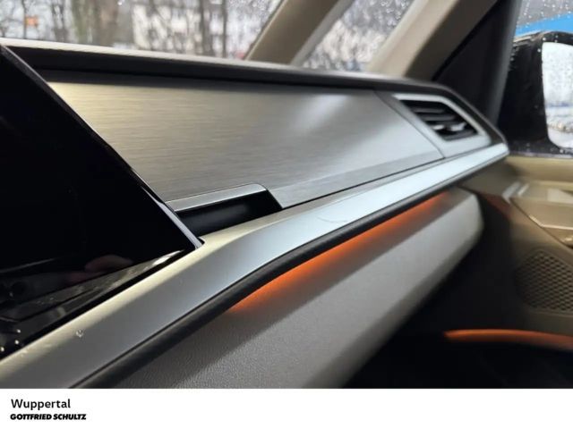 Volkswagen Multivan 2.0 TDI DSG Style T7