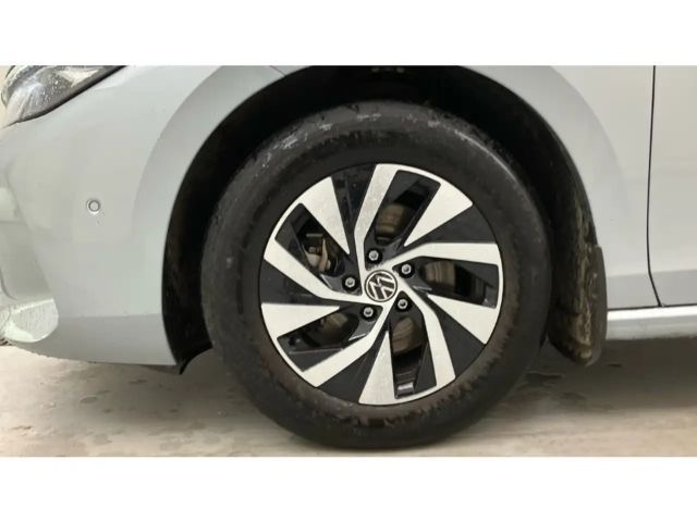 Volkswagen Passat 1.5 eTSI Business Variant