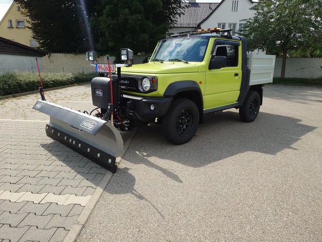 Suzuki Jimny PickUp Winterdienst-Umbau HILLTIP Schild & Streuer