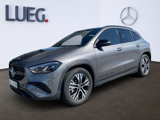 Mercedes-Benz GLA 180 Progressive