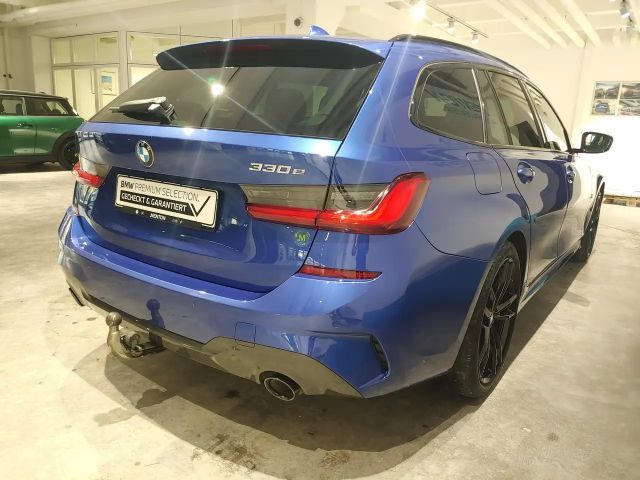 BMW 330 330e M-Sport