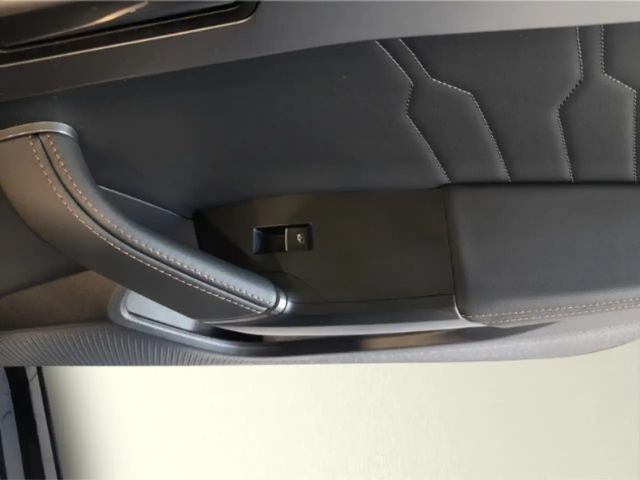 Cupra Formentor Panodach SHZ LHZ Navi LED el.Heckklappe Kamera