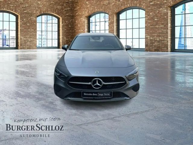 Mercedes-Benz A 180 Progressive