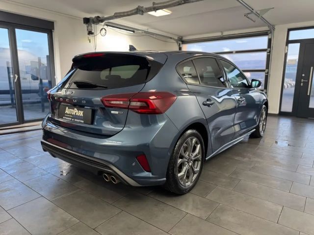 Ford Focus Limited ST Line