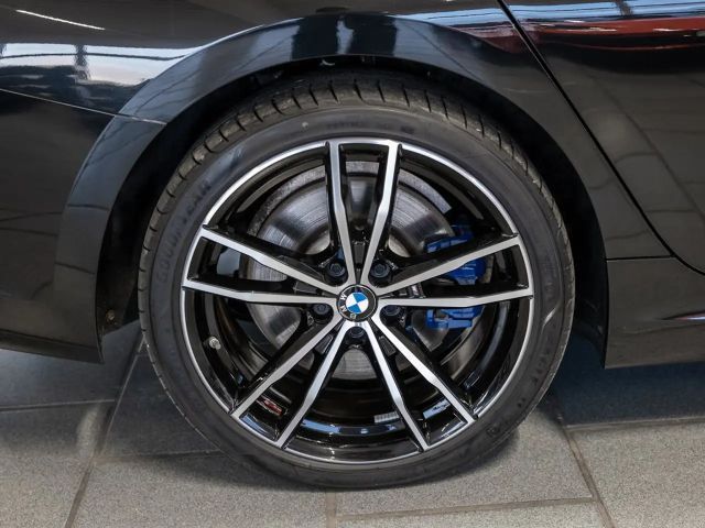 BMW 330 330e M-Sport Touring