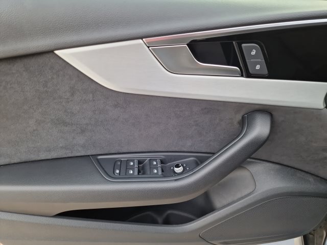 Audi S4 Avant Quattro