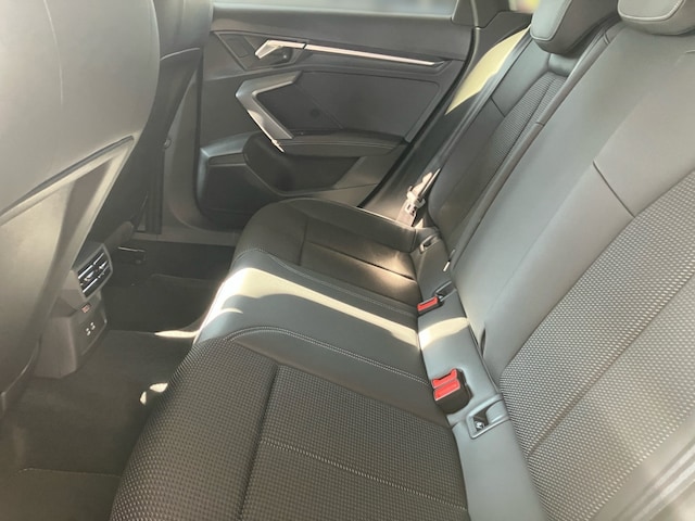 Audi A3 35 TFSI S-Line S-Tronic Sportback