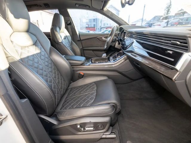 Audi Q8 55 TFSI Competition Quattro