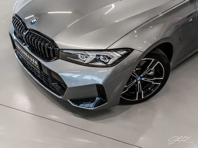 BMW 320 320e M-Sport xDrive