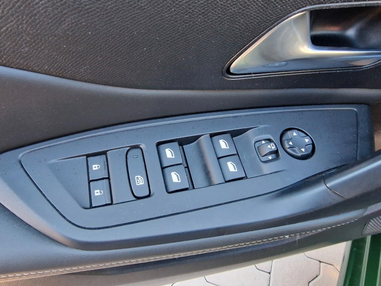 Peugeot 308 Allure Pack EAT8 PureTech