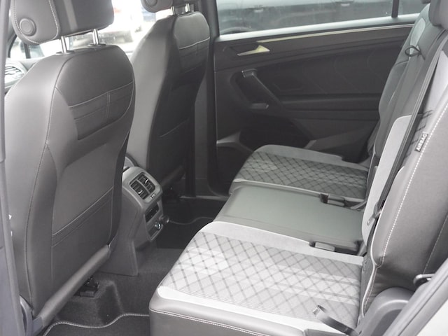 Volkswagen Tiguan Allspace DSG R-Line Style