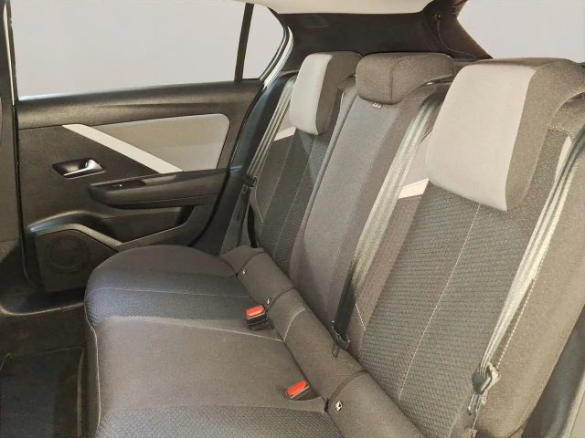 Opel Astra 1.2 Turbo Edition Turbo