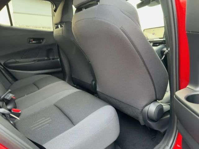 Toyota C-HR 2.0 Teamplayer Klima Kamera Sitzhzg