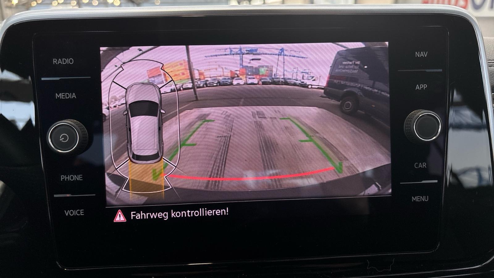 Volkswagen T-Roc 1.5 TSI DSG R-Line