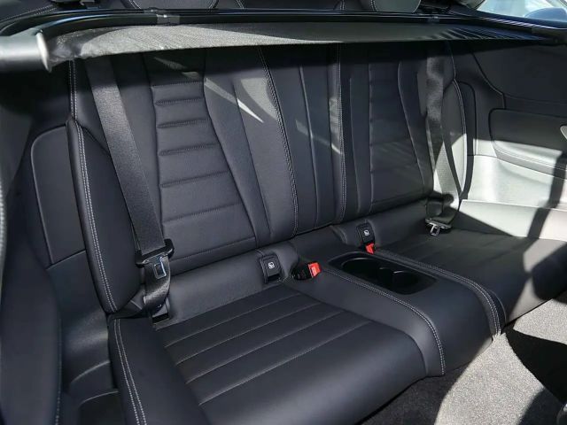 Mercedes-Benz E 300 AMG Line Cabriolet