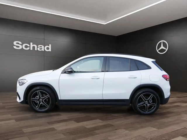 Mercedes-Benz GLA 200 AMG Line