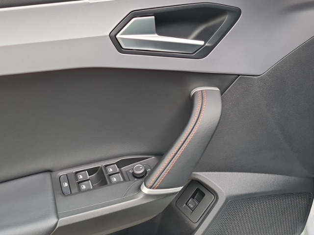 Seat Leon 1.5 eTSI DSG Plus Sportstourer