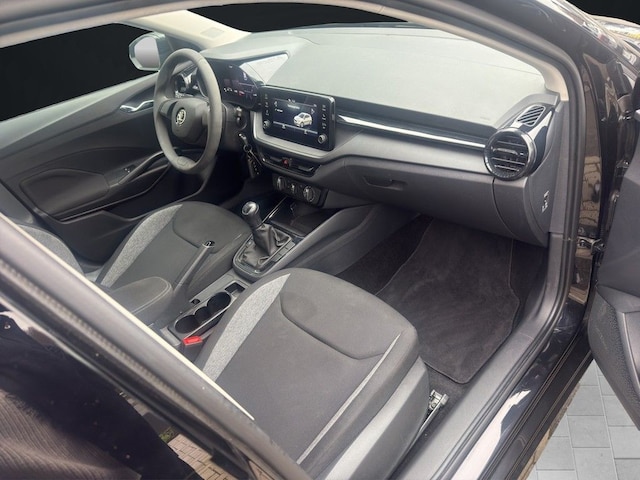 Skoda Fabia Fabia 1.0 Essence LED DAB+ Smart Link Klima