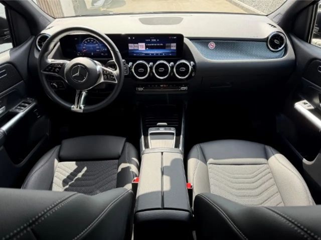 Mercedes-Benz B 180 Progressive