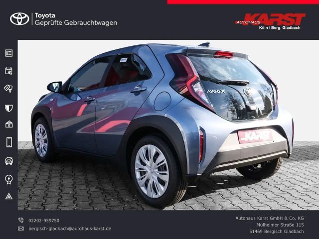 Toyota Aygo X 1.0 VVT-i Business
