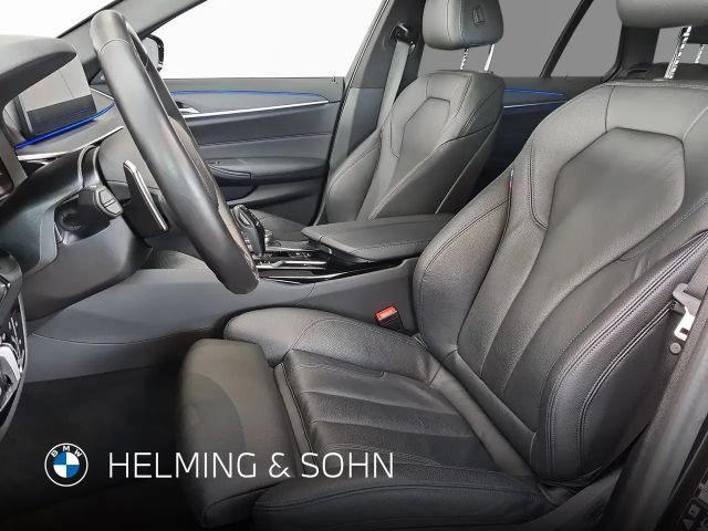 BMW 540 540d M-Sport Touring xDrive