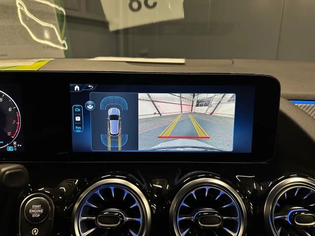 Mercedes-Benz GLA 200 AMG Line