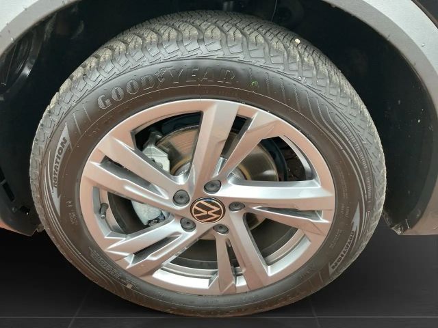 Volkswagen T-Roc 1.5 TSI DSG R-Line