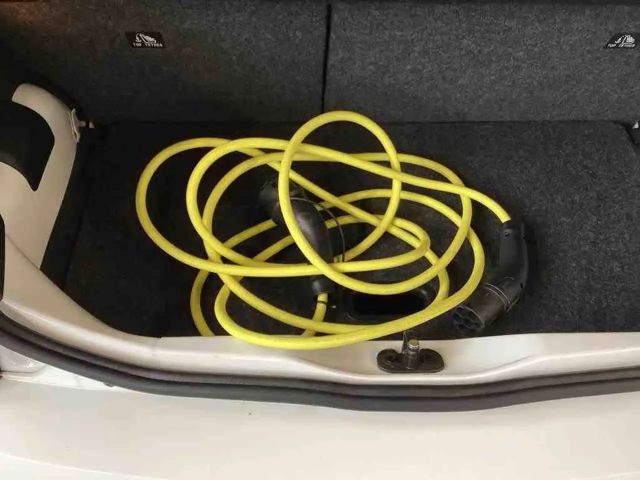 Volkswagen e-up! Move Move up!