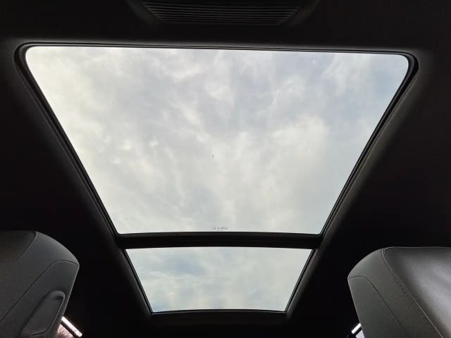 Volkswagen Tayron DSG IQ.Drive R-Line