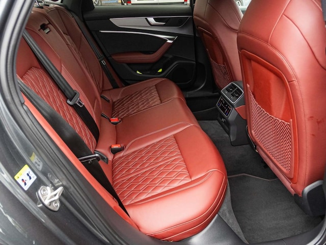 Audi S6 Quattro Sedan