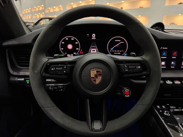 Porsche 992 Black Edition Coupé GTS