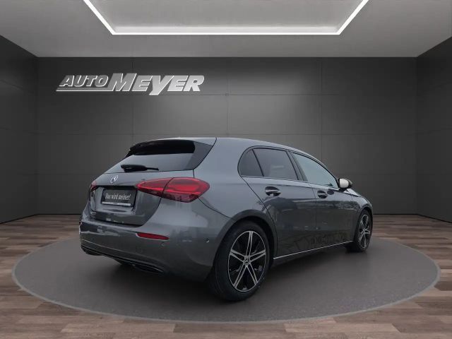 Mercedes-Benz A 200 Progressive