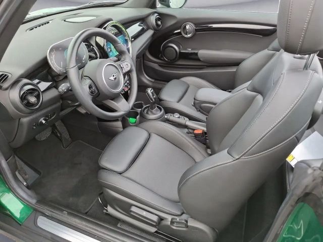 MINI Cooper Cabrio Classic Trim Aut. Navi RFK Komfort