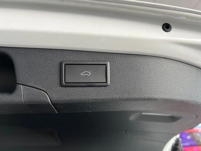 Volkswagen Passat Elegance Elegance