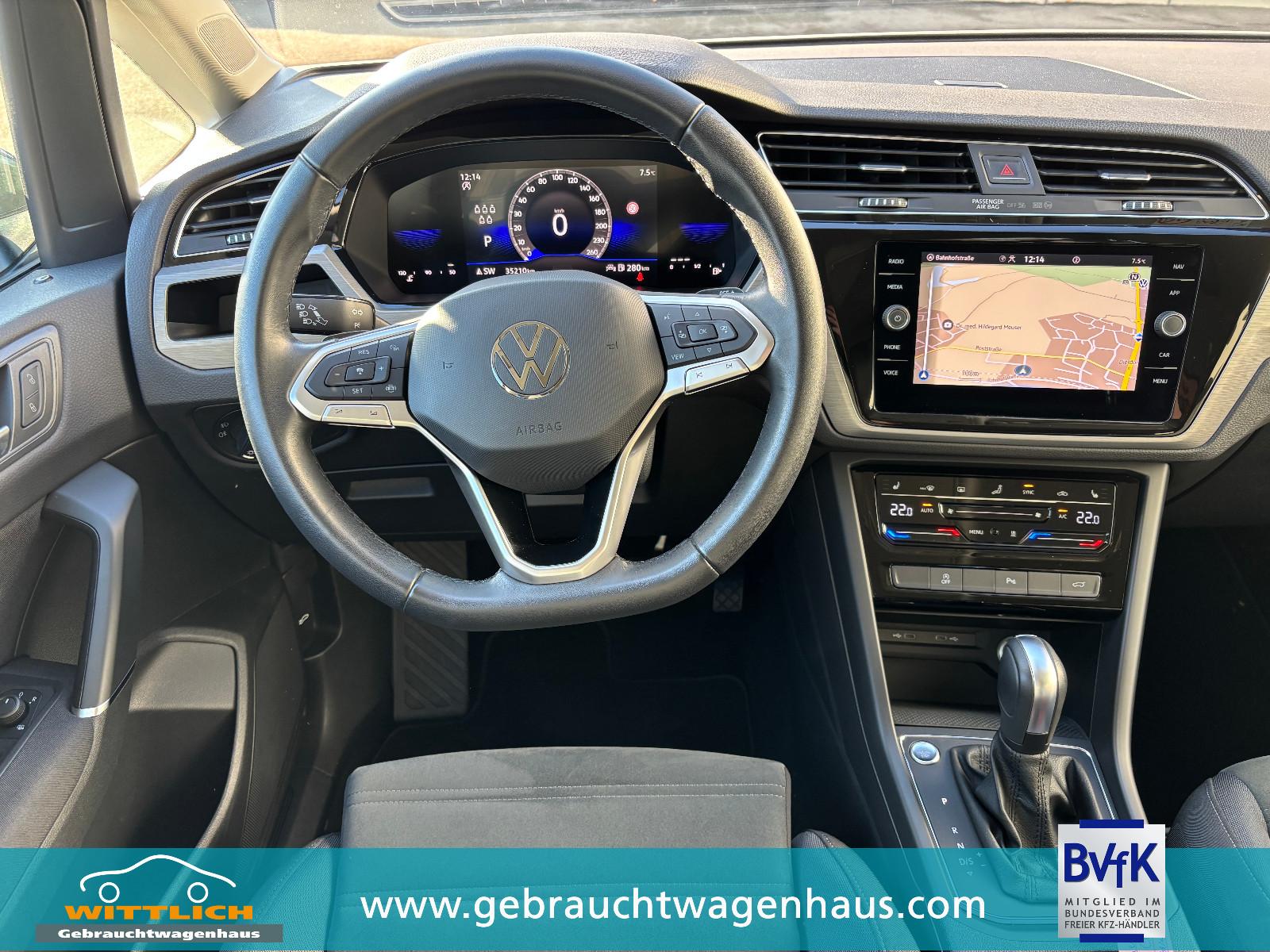 Volkswagen Touran 1.5 TSI DSG