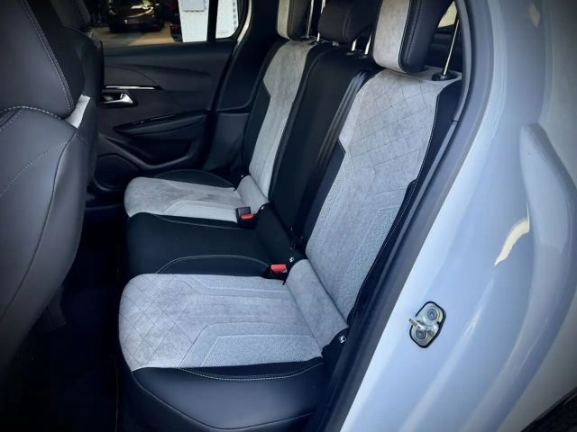 Peugeot E-208 GT-Line