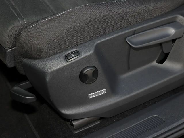 Volkswagen Touran DSG R-Line